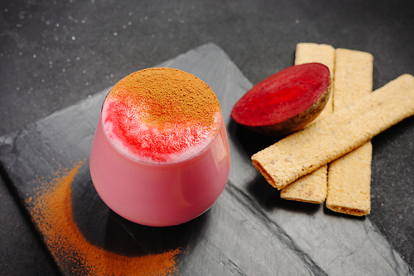 포토 JPG 해외이미지 라이프스타일 웰빙 커피 음료 음식 분홍색 컬러 백그라운드 탁자 미술 사람없음 컵 빨간색 뷰티 장미 유행 상점 거품 카페 우유 수확 흰색 뜨거움 아침식사 정상 유기농 질감 바리스타 카푸치노 카페테리아 건강식 내추럴 라떼 비트 양조 카페인 디톡스 해외202310 해외포토 직업 식기 꽃 가구 농업 채소 문화예술 유제품 건강 생활 식사 파일형식