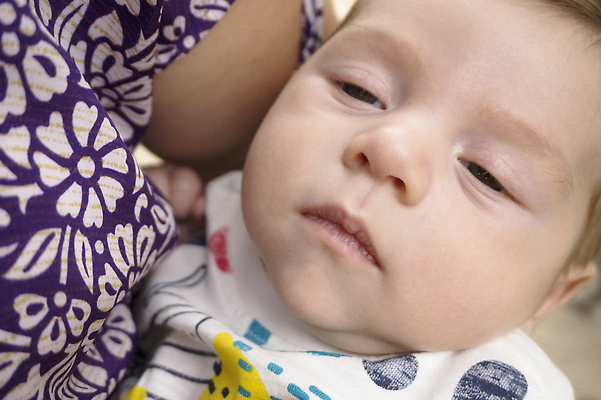 포토 JPG 해외이미지 백인 남자 행복 얼굴 어린이 가족 건강 한명 사람 소년 뷰티 육아 흰색 아기 신생아 잠 달콤 작음 담요 부드러움 거짓말 걸음마 결백 돌봄 천진난만 해외202310 해외포토 서양인 1 감정 컬러 컨셉 관계 모션 신체부위 감각 맛 크기 파일형식