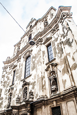 포토 JPG 해외이미지 구름 유럽 종교 컬러 여행 건축양식 하늘 지붕 거리 주택 파노라마 풍경 사람없음 건물 여름 도시풍경 컬러풀 성당 교회 여행객 탑 도시 중세 역사 장면 체코 타운 스카이라인 천연기념물 고딕 공화국 랜드마크 바로크 옛날 모라비아 해외202310 해외포토 자연요소 건축물 계절 건축 나라 종교건축 촬영기법 사람 파일형식