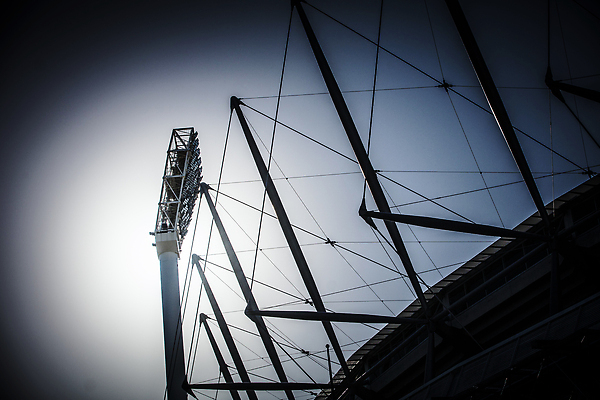 포토 JPG 해외이미지 스포츠 비즈니스 건축양식 하늘 전등 사람없음 건물 도시풍경 탑 축구 경기장 도시 호주 대도시 랜드마크 멜버른 해외202310 해외포토 건축물 건축 스포츠시설 조명 풍경 구기 오세아니아 파일형식