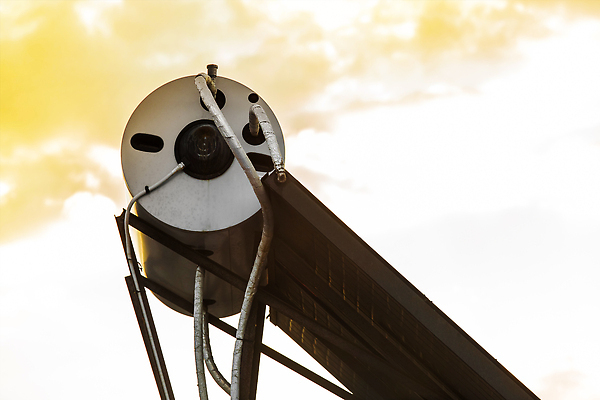 포토 JPG 해외이미지 산업 자연 유리 하늘 지붕 새로움 주택 세포 따뜻함 사람없음 건물 초록색 물 파란색 빛 햇빛 태양 환경 맑음 힘 재활용 장비 발전기 에너지 판넬 뜨거움 절약 보호 난방기 에코 생태계 탱크 시스템 수납 세대 내추럴 혁명 보일러 생태학 수집가 해외202310 해외포토 자연요소 직업 건축물 교육 컬러 컨셉 재질 날씨 발전소 친환경 난방용품 파일형식