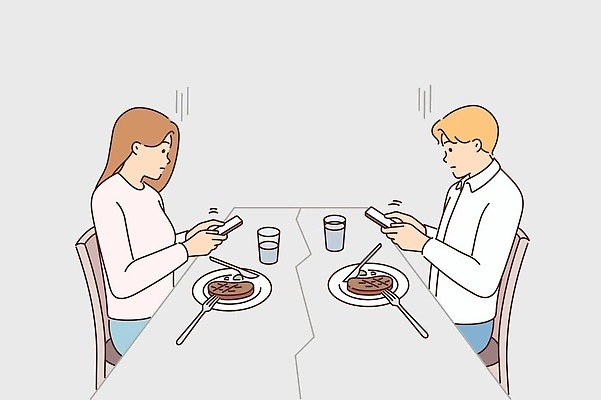 EPS 해외이미지 커플 남자 인터넷 일러스트 통신 가족 관계 탁자 모바일 세포 함께함 사람 앉기 스마트폰 핸드폰 식사 저녁식사 네트워크 서핑 좌절 연결 먹기 문제 온라인 중독 부족 점심식사 소통 소셜 트러블 벡터 사용자 셀룰러 중독자 해외202310 해외일러스트 감정 가구 컨셉 모션 전자제품 스마트기기 수상스포츠 파일형식