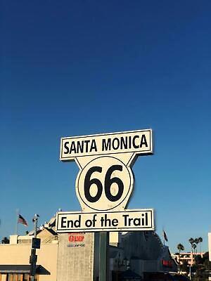 포토 JPG 해외이미지 도로 하늘 광고판 사람없음 건물 심볼 사인 랜드마크 해외202310 해외포토 건축물 길 교통시설 알림판 판 파일형식