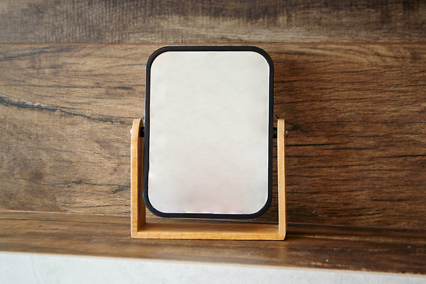 포토 JPG 해외이미지 디자인 벽 백그라운드 잎 탁자 아파트 실내 건강 사람없음 내부 목재 장식 빛 뷰티 유행 우주 화장품 거울 방 흰색 화려 재산 고급 우아함 널 올리브 리빙 빛망울 내추럴 린스 유아독존 스타일 비어있는 해외202310 해외포토 나무 식물 열매 컬러 가구 컨셉 재료 주택 금융 파일형식