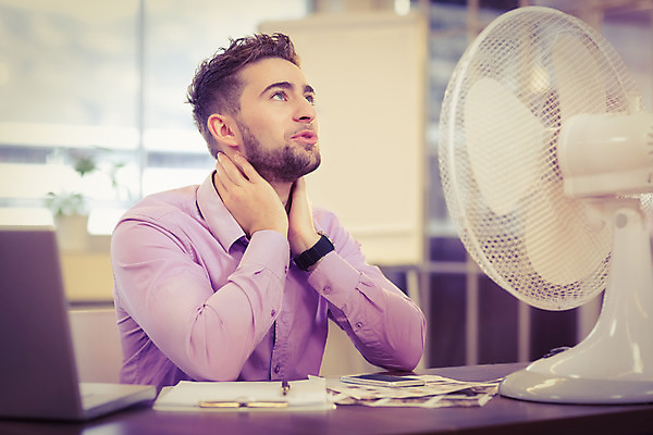 포토 JPG 해외이미지 백인 직업 남자 행복 회사 비즈니스 휴식 수염 실내 한명 사람 앉기 20대 노트북 컴퓨터 턱괴기 비즈니스맨 디자이너 문서 해외202004 해외포토 서양인 1 감정 컨셉 모션 청년 내부 전자제품 직장인 파일형식
