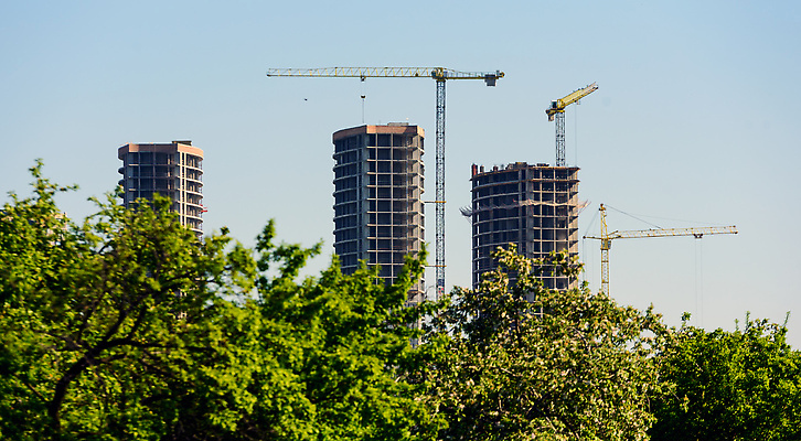 포토 JPG 해외이미지 외관 공공시설 산업 비즈니스 건축양식 하늘 부동산 새로움 아파트 주택 사람없음 건물 금융 파란색 도시풍경 탑 고층빌딩 블록 성장 도시 큼 땅 기중기 상업 공학 발판 개발 생태학 진짜 콘크리트 프로젝트 해외202310 해외포토 건축물 교육 건축 컬러 컨셉 풍경 빌딩 경제 중장비 재산 크기 시설 파일형식
