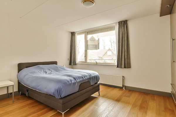 포토 JPG 해외이미지 창문 탁자 사람없음 인테리어 공간 방 침대 커튼 장롱 해외202310 해외포토 디자인 가구 파일형식