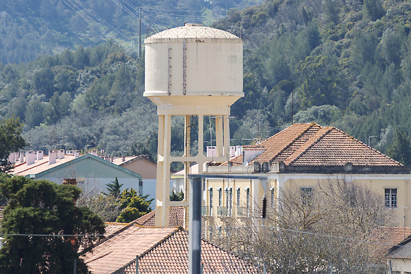 포토 JPG 해외이미지 전통 외관 유럽 문화 여행 건축양식 자연 거리 주택 풍경 사람없음 야외 건물 물 여름 파란색 도시풍경 여행객 탑 저수지 도시 역사 역 큼 네덜란드 정사각형 타운 랜드마크 옛날 해외202310 해외포토 자연요소 도형 건축물 계절 건축 나라 컬러 교통시설 사람 크기 생태계 파일형식
