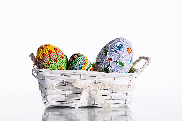 포토 JPG 해외이미지 전통 기독교 종교 문화 꽃무늬 패턴 휴가 기념 사랑 사람없음 장식 컬러풀 반사 바구니 최고 심볼 활 흰배경 부활절계란 지역 고립 구성 명품 신앙심 핸드메이드 해외202310 해외포토 꽃 감정 컬러 백그라운드 무늬 부활절 계란 흰색 상품 파일형식