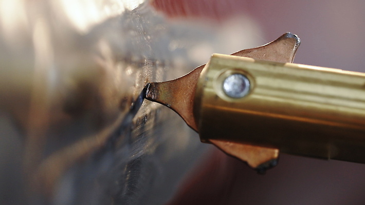 포토 JPG 해외이미지 직업 산업 자동차 노동자 주택 사람 사람없음 장비 공구 업무 작업실 수리 모종삽 서비스 고정 정비공 패드 삭제 건축업자 복원 조작 치유 콘크리트 해외202310 해외포토 건축 육상교통 건물 도구 작업 기술자 삽 파일형식