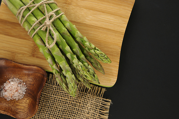포토 JPG 해외이미지 접시 계절 음식 백그라운드 컨셉 다이어트 채소 재료 도마 건강 육류 요리 사람없음 초록색 주방 식사 저녁식사 봄 샐러드 수확 흰색 신선 그릴 다발 유기농 아스파라거스 날것 내추럴 고립 채식주의자 카피스페이스 맛있는 해외202310 해외포토 식기 웰빙 컬러 농업 식재료 주방용품 공백 채식 파일형식