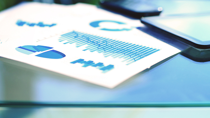 포토 JPG 해외이미지 인터넷 비즈니스 텍스트 통신 통계 탁자 성공 그래프 설계 새로움 직장 사람없음 그래픽 금융 경제 컴퓨터 태블릿 사무실 숫자 자료 정보 성장 업무 시장 계획 책상 분석 문서 상업 전자 온라인 전자상거래 개발 경영 마케팅 해외202310 해외포토 문자 가구 컨셉 회사 전자제품 스마트기기 작업 파일형식