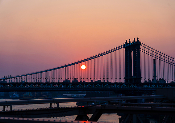 포토 JPG 해외이미지 건축양식 새로움 파노라마 사람없음 가로 물 강 도시풍경 태양 일출 미국 황혼 새벽 도시 도심 뉴욕 동쪽 스카이라인 맨해튼 명승지 브루클린 해외202310 해외포토 자연요소 건축 컨셉 북아메리카 촬영기법 풍경 노을 일몰 방향 파일형식