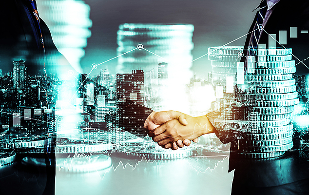 포토 JPG 해외이미지 손 남자 백그라운드 돈 악수 상반신 성인 두명 금융 동전 성장 도시 투자 동전탑 다중노출 성인남자만 해외202310 해외포토 비즈니스 촬영기법 사람 손짓 신체부위 경제 쌓기 재산 남자만 성인만 파일형식