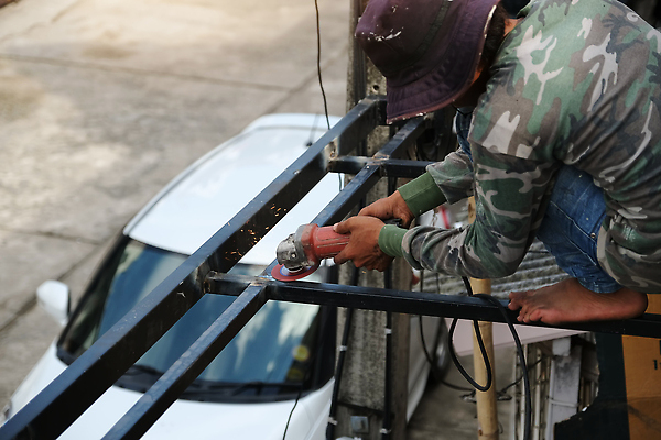 포토 JPG 해외이미지 직업 장갑 유니폼 불꽃 노동자 안전 사람 사람없음 힘 과학기술 녹음 업무 작업 수리 제조 헬멧 종업원 속도 시설 무거움 시트 유지 계약자 되감기 설명서 용접 용접공 해외202310 해외포토 잡화 옷 불 기술 기록 무게 보호장비 계약 파일형식