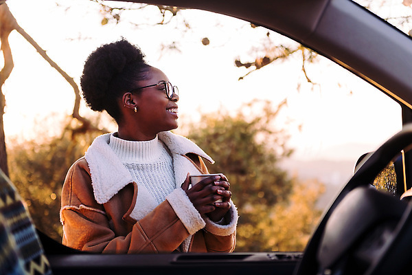 포토 JPG 해외이미지 나무 라이프스타일 행복 커피 음료 여행 잎 자연 아침 휴식 한명 미소 풍경 야외 햇빛 뷰티 평화 검은색 고요 일몰 기쁨 캠핑 하이킹 머그컵 시골 신선 뜨거움 황무지 차 숲 승합차 명상 만족 테라피 해외202310 해외포토 주간 식물 1 감정 컬러 컨셉 승용차 레저 표정 사람 생활 컵 태양 노을 생태계 파일형식
