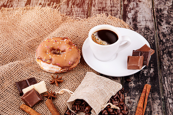 포토 JPG 해외이미지 커피 음료 음식 백그라운드 재료 디저트 콩 사람없음 컵 갈색 초콜릿 검은색 어둠 카페 에너지 흰색 신선 닫기 달콤 맛 아침식사 낟알 설탕 굽기 먹기 아로마 향 카푸치노 에스프레소 코코아 흙더미 마카롱 내추럴 모카 작살 카페인 맛있는 해외202310 해외포토 식기 컬러 컨셉 모션 곡류 상점 식사 흙 구이 파일형식 더미