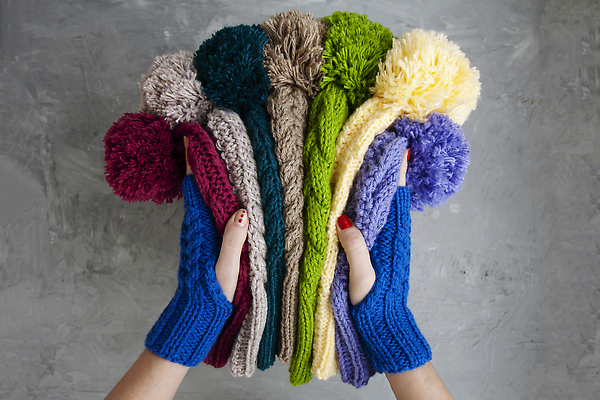 포토 JPG 해외이미지 분홍색 컬러 백그라운드 겨울 패턴 휴가 따뜻함 관리 풍경 취미 사람없음 초록색 파란색 갈색 노란색 보라색 회색 추위 체리 뜨개질 클래식 많음 손모아장갑 해외202310 해외포토 계절 장갑 컨셉 무늬 과일 파일형식