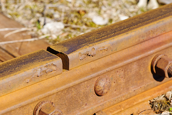 포토 JPG 해외이미지 산업 도로 선 여행 백그라운드 의자 교통시설 경비 풍경 사람없음 야외 금속 기찻길 기차 바 던지기 주식 연결 방향 철 교차로 잠금 클립 트랙 볼트 시스템 무거움 스위치 건너기 방법 선로 옛날 제어 철강 콘크리트 해외202310 해외포토 길 육상교통 가구 교통 모션 재질 대중교통 안전 금융 공구 무게 보호 시설 보안 파일형식