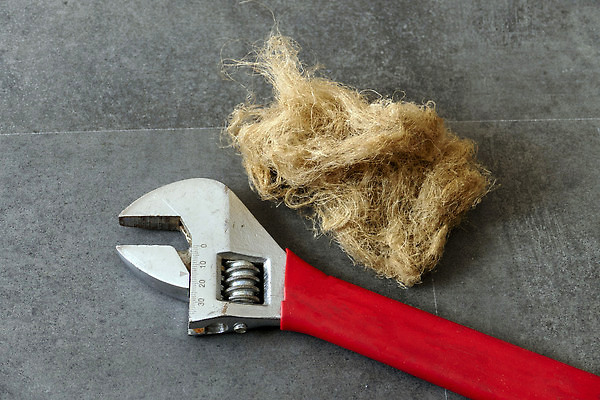포토 JPG 해외이미지 직업 남자 노동자 사람 사람없음 장비 공구 스패너 잡기 업무 수리 서비스 파이프 고정 정비공 유지 거짓말 배관공 재주꾼 해외202310 해외포토 모션 도구 작업 기술자 파일형식