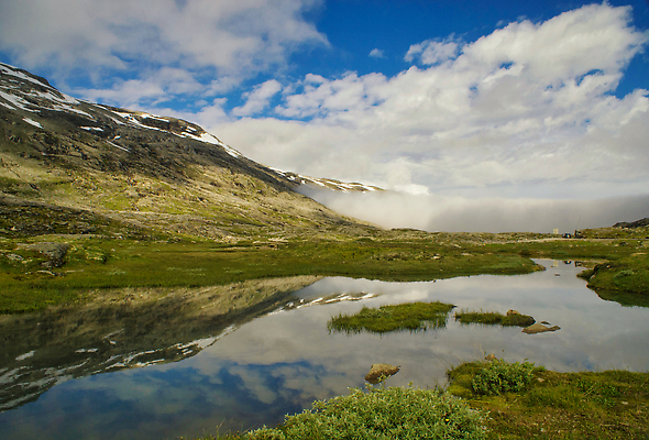 포토 JPG 해외이미지 호수 여행 자연 하늘 산 노르웨이 풍경 사람없음 야외 물 파란색 뷰티 반사 안개 내추럴 뿌연 스칸디나비아 비어있는 해외202310 해외포토 자연요소 유럽 컬러 날씨 생태계 파일형식