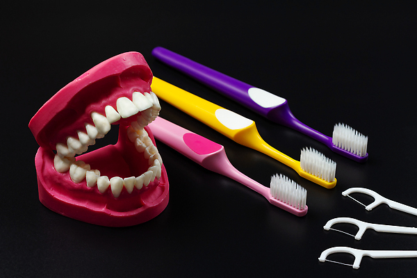 포토 JPG 해외이미지 컨셉 건강 사람 사람없음 약 장비 공구 입 실 치아 보호 빨래 칫솔 작음 플라스틱 청소 묘사 오브젝트 치과의사 레이아웃 예방 부드러움 철사 턱 이쑤시개 돌봄 실리콘 위생관리 해외202310 해외포토 가사 의학 모션 재질 관리 신체부위 위생용품 의사 도구 소화기관 감각 크기 파일형식