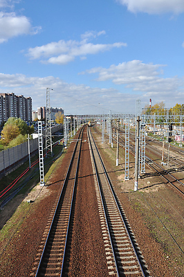 포토 JPG 해외이미지 도로 여행 교통시설 모션 항해 사람없음 여름 기차 도시 역 군중 정상 속도 출발 러시아 튜브 엔진 일반 단상 항공촬영 교외 러시아인 모스크바 방법 해외202310 해외포토 서양인 계절 유럽 길 육상교통 뷰포인트 교통 컨셉 배_교통 대중교통 사람 시설 파일형식