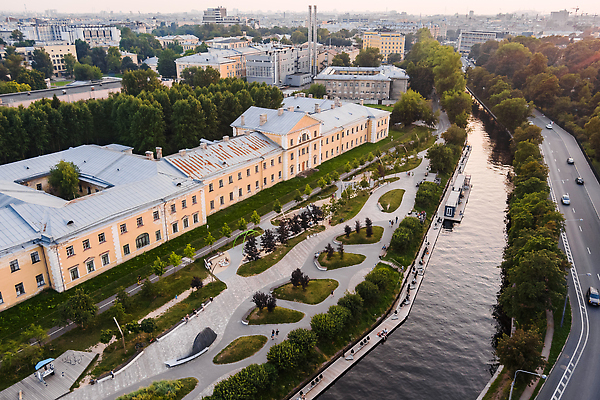 포토 JPG 해외이미지 공원 도로 여행 백그라운드 건축양식 자연 하늘 거리 아파트 안테나 파노라마 풍경 사람없음 야외 건물 초록색 물 여름 강 도시풍경 뷰티 탑 고층빌딩 일몰 도시 성자 도심 식물원 러시아 시티라이프 타운 스카이라인 항공촬영 드론 랜드마크 해외202310 해외포토 자연요소 라이프스타일 건축물 계절 공공시설 건축 유럽 종교 길 뷰포인트 컬러 통신 교통시설 주택 촬영기법 빌딩 노을 생태계 파일형식