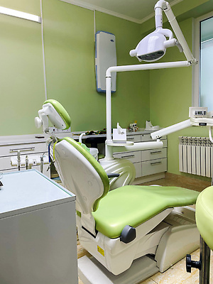 포토 JPG 해외이미지 가구 백그라운드 의자 직장 실내 건강 치과 병원 미소 사람 사람없음 내부 치료 빛 사무실 약 기계 방 장비 흰색 기구 도구 공구 업무 입 닫기 치아 치과의사 외과 돌봄 미백 송곳 위생관리 치아교정 치통 비어있는 구강학 해외202310 해외포토 컬러 생활용품 회사 비즈니스 의학 모션 표정 관리 신체부위 의사 작업 소화기관 질병 교정 파일형식