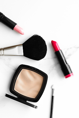 포토 JPG 해외이미지 백그라운드 사람없음 립스틱 고급 대리석 메이크업브러쉬 파운데이션 해외202310 해외포토 컨셉 재료 화장품 붓 파일형식