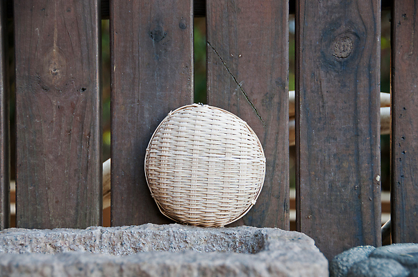 포토 JPG 해외이미지 전통 사람없음 목재 바구니 일본 빨래 옛날 해외202310 해외포토 나무 아시아 가사 재료 파일형식