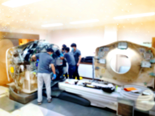 포토 JPG 해외이미지 직업 산업 과학 건강 병원 안전 사람없음 약 힘 기계 장비 시험 과학기술 수리 청소 종업원 집중 확인 서비스 시스템 고정 엔진 정비공 공학 유지 혁명 교체 방사선 설치 스캐너 해외202310 해외포토 교육 컨셉 의학 기술 기술자 파일형식