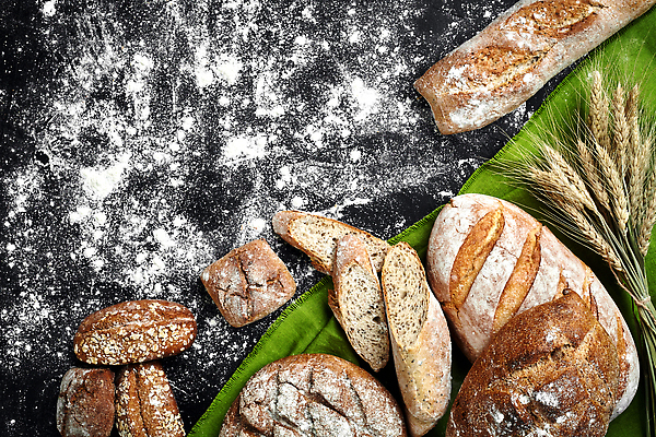 포토 JPG 해외이미지 빵 조각 단면 사람없음 여러개 밀 밀가루 제빵 핸드메이드 카피스페이스 해외202310 해외포토 음식 다수 곡류 제과제빵 공백 가루 파일형식