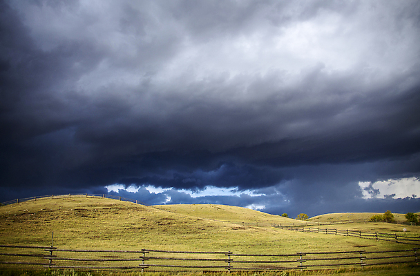 포토 JPG 해외이미지 구름 길 캐나다 농업 자연 하늘 날씨 풍경 사람없음 야외 여름 뷰티 시골 위험 폭풍 뇌우 밭일 심각 폭풍우 힘찬 수평선 해외202310 해외포토 자연요소 계절 산업 컨셉 북아메리카 비_날씨 자연재해 생태계 파일형식