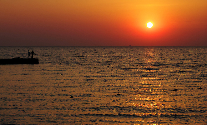 포토 JPG 해외이미지 실루엣 바다 백그라운드 오렌지 자연 하늘 표면 낚시 휴가 사람 풍경 해변 사람없음 물 태양 뷰티 일출 항구 황혼 일몰 저녁 수평선 해외202310 해외포토 자연요소 과일 교통시설 레저 촬영기법 노을 야간 생태계 파일형식
