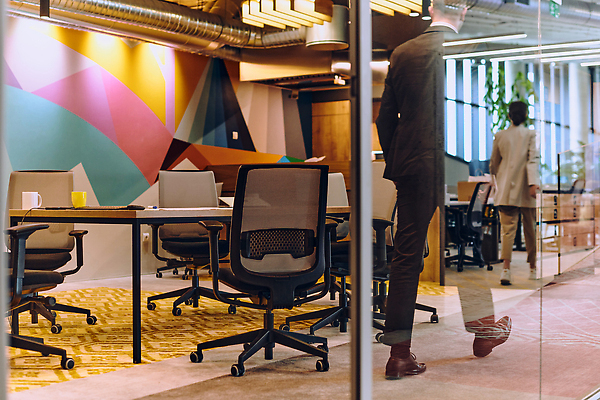 포토 JPG 해외이미지 직업 라이프스타일 사업가 성공 회의 직장 사람없음 사무실 도시 작업실 계획 결심 대표 토론 동료 역동적 다문화 진행 혁명 의사결정 패기 효율 네트워킹 콜라보레이션 브레인스토밍 해외202310 해외포토 컨셉 회사 비즈니스 관계 생활 자신감 네트워크 사회이슈 파일형식