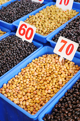 포토 JPG 해외이미지 음식 채소 과일 재료 중동 거리 종류 요리 사람없음 컬러풀 상점 검은색 수확 시골 시장 지중해 올리브 지역 많음 맛있는 해외202310 해외포토 열매 나라 바다 컬러 컨셉 농업 파일형식