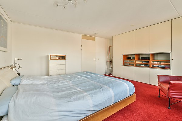 포토 JPG 해외이미지 액자 의자 책장 사람없음 인테리어 문 카펫 공간 방 침대 서랍장 해외202310 해외포토 디자인 가구 파일형식