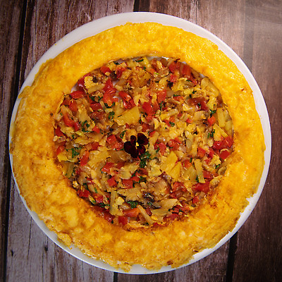 포토 JPG 해외이미지 접시 음식 백그라운드 다이어트 토마토 채소 탁자 아침 치즈 파프리카 건강 요리 사람없음 목재 빨간색 초록색 계란 식사 저녁식사 이탈리아 튀김 시골 신선 뜨거움 아침식사 허브 가득함 브런치 레시피 건강식 오믈렛 점심식사 폭식 스크램블 채식주의자 핸드메이드 맛있는 해외202310 해외포토 주간 나무 식물 식기 유럽 컬러 가구 재료 유제품 알 계란요리 채식 파일형식