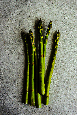 포토 JPG 해외이미지 음식 분홍색 백그라운드 컨셉 재료 탁자 프레임 건강 요리 사람없음 초록색 농작물 저녁식사 성장 신선 향신료 유기농 아스파라거스 날것 소금 점심식사 숙성 콘크리트 플랫레이 카피스페이스 해외202310 해외포토 웰빙 컬러 가구 농업 채소 식사 공백 플랫 향미료 파일형식