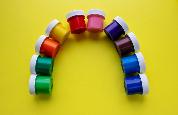 포토 JPG 해외이미지 무료이미지 미술 사람없음 컬러풀 물감 오브젝트 무지개색 해외202310 해외포토 컬러 문화예술 미술도구 파일형식 무료콘텐츠