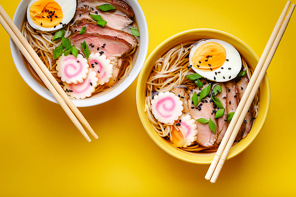 포토 JPG 해외이미지 그릇 백그라운드 젓가락 사람없음 계란 라멘 차슈 해외포토 식기 수저 돼지고기 알 면류 일본음식 파일형식