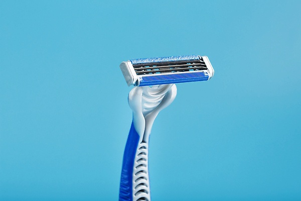 포토 JPG 해외이미지 사람없음 파란색 시원함 면도기 카피스페이스 해외202310 해외포토 컬러 위생용품 공백 파일형식