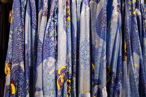 포토 JPG 해외이미지 옷 컨셉 비즈니스 매달리기 사람없음 장식 쇼핑 컬러풀 세일 상점 저축 수확 팔레트 시장 선택 쇼핑몰 수집 스웨터 서비스 질감 상업 부드러움 낭비 매각 부티크 스타일 안락 해외202310 해외포토 컬러 상의 농업 모션 금융 감각 파일형식