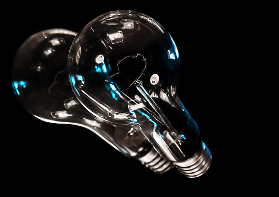 포토 JPG 해외이미지 모양 디자인 백그라운드 컨셉 전구 상상 유리 추상 조명 아이디어 창조 사람없음 장식 빛 우주 검은색 어둠 힘 장비 에너지 흰색 램프 투명 클래식 심볼 오브젝트 야광 빛망울 혁명 고립 광 발명 옛날 텅스텐 필라멘트 공급 해외202310 해외포토 컬러 무늬 재질 원소 파일형식