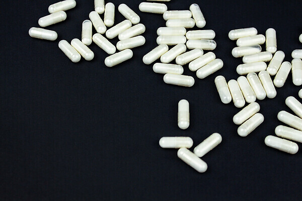 포토 JPG 해외이미지 분홍색 백그라운드 컨셉 오렌지 건강 병원 종류 사람없음 치료 빨간색 컬러풀 알약 약 반사 보라색 검은색 고통 그룹 질병 약국 처방 흘림 중독 흙더미 조제 고립 돌봄 마약 복용 진통제 치료제 항생제 많음 해외202310 해외포토 감정 컬러 과일 의학 모션 흙 만들기 파일형식 더미