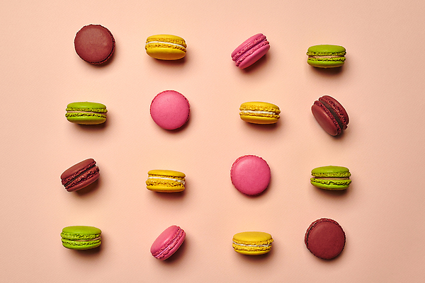 포토 JPG 해외이미지 전통 음식 분홍색 백그라운드 디저트 사탕 요리 사람없음 초록색 컬러풀 노란색 파티 쿠키 과자 우주 케이크 초콜릿 여러개 빵집 수확 생일 달콤 맛 떨어짐 정상 잼 설탕 크림 레시피 마카롱 프랑스어 항공촬영 고립 머랭 페스츄리 피스타치오 핸드메이드 맛있는 버터크림 해외202310 해외포토 문자 기념일 빵 뷰포인트 컬러 다수 컨셉 농업 이벤트 상점 견과류 소스_음식 파일형식