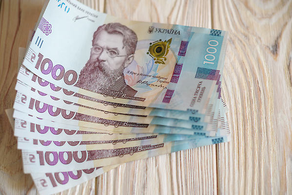 포토 JPG 해외이미지 1 유럽 종이 백그라운드 지폐 돈 비즈니스 텍스트 성공 사람없음 금융 경제 사무실 우주 저축 시장 재산 플랫 구매 정상 오브젝트 투자 위치 계산서 월급 대출 세금 수입 연금 우크라이나 전국 많음 해외202310 해외포토 나라 컨셉 쇼핑 파일형식