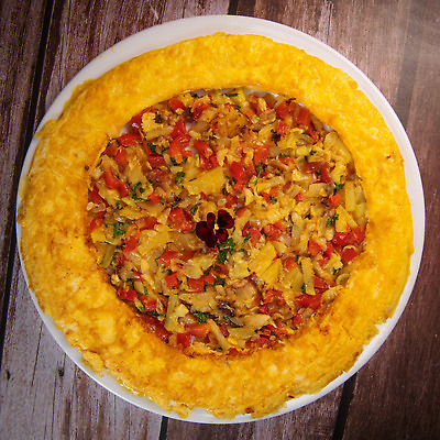 포토 JPG 해외이미지 접시 음식 백그라운드 다이어트 토마토 채소 탁자 아침 치즈 파프리카 건강 요리 사람없음 목재 빨간색 초록색 계란 식사 저녁식사 이탈리아 튀김 시골 신선 뜨거움 아침식사 허브 가득함 브런치 레시피 건강식 오믈렛 점심식사 폭식 스크램블 채식주의자 핸드메이드 맛있는 해외202310 해외포토 주간 나무 식물 식기 유럽 컬러 가구 재료 유제품 알 계란요리 채식 파일형식