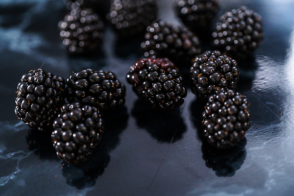 포토 JPG 해외이미지 식물 음식 과일 건강 사람없음 검은색 신선 닫기 유기농 블랙베리 내추럴 숙성 해외202310 해외포토 웰빙 컬러 모션 파일형식